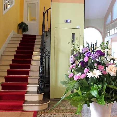 Restaurant D'alsace Otel Plombières-les-Bains